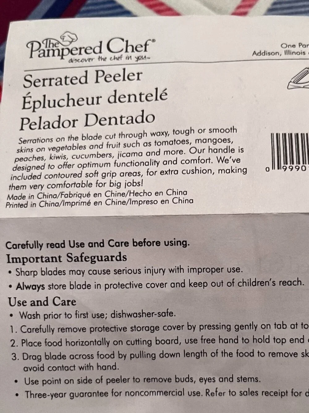 New Pampered Chef Serrated Vegetable Peeler #1072 Black